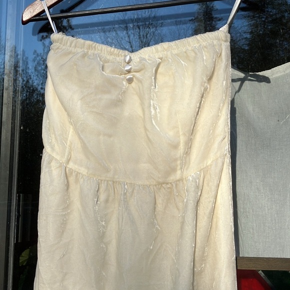 Tulle M vanilla velvety sleeveless dress - Picture 2 of 16